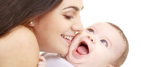 Doğum yapan anneye sağlık desteği