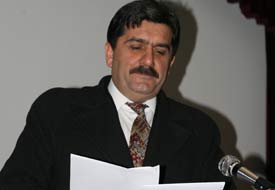 Ertekin ısrarla Başkan olmak istiyor