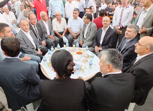 Ereğli'de 15 bin kişiyle iftar sevinci