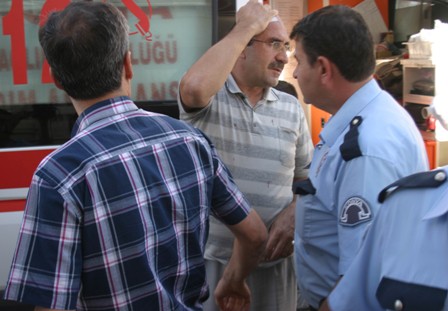 Ayakkabı hırsızı ev sahibini bıçakladı