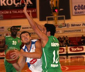 Üniversite’de hazırlıklar bugün başlıyor