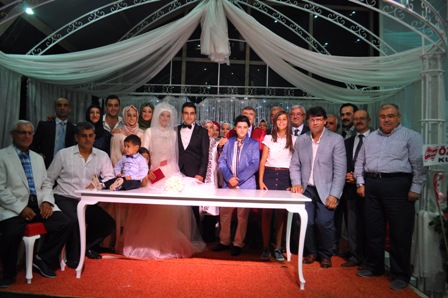 Karapınar ve Erkan ailelerin mutlu günü