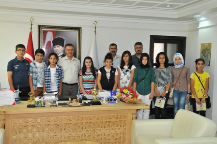 AKMEK Kursları’ndan SBS’de büyük başarı