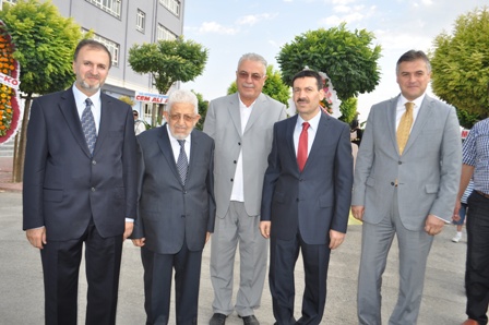 Özkafa ailesine gelin geldi