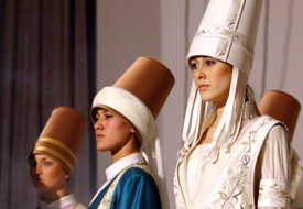 Mevlana için bir araya geliyorlar
