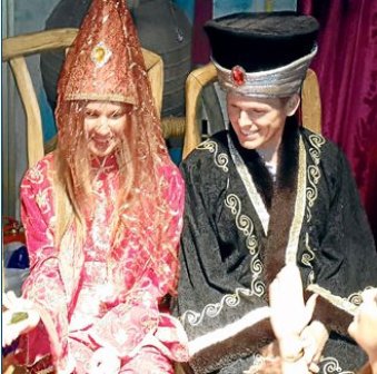 Nazlı Tolga'nın kına gecesi