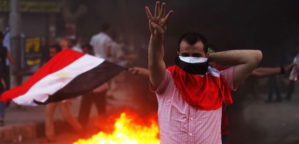 Mısır'da kanlı gece