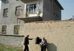 Lalebahçe'ye hırsızlar dadandı
