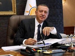 Başbakan Erdoğan'ın masasındaki son seçim anketi