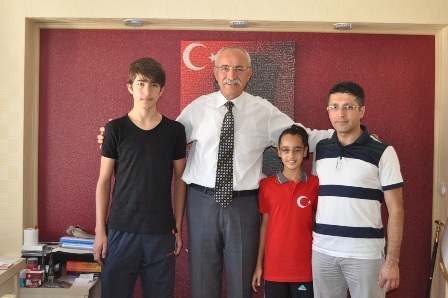 Karatecilerden Başkan Çat'a ziyaret