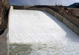 Çumra Ovasına Apa'dan su veriliyor