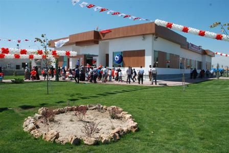 Karatay sosyal tesisleri açıldı
