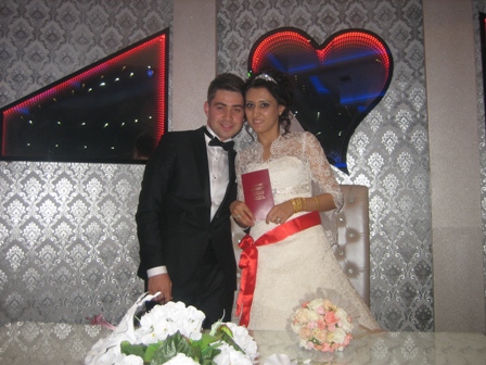 Büşra ve Hamdi dünya evine girdi
