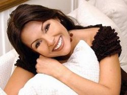 Aydan Şener'den Fahriye Evcen'e tam not