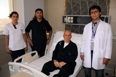 84 yaşında kalp pili alınıp by-pass ameliyatı oldu