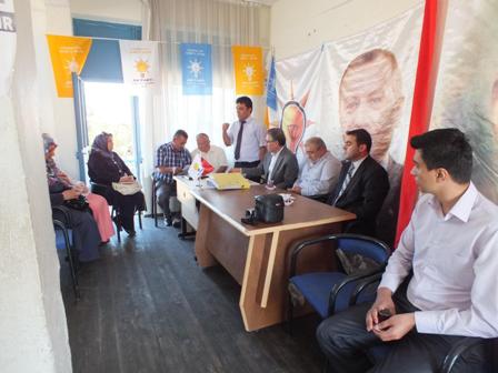 33. AK Parti İlçe Danışma Meclisleri sürüyor