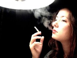 Sigarayı bırakanlar neden kilo alıyor