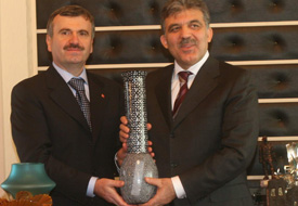 Gül, Akyürek' makamında ziyaret etti