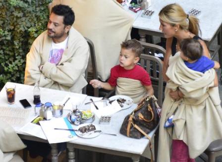 Çağla Şikel'in aile saadeti