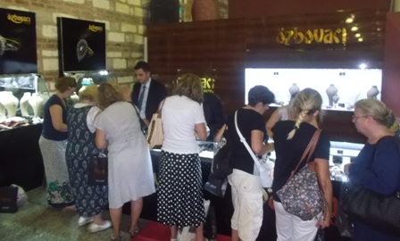 Özboyacı Altın, Konexpo’da göz doldurdu