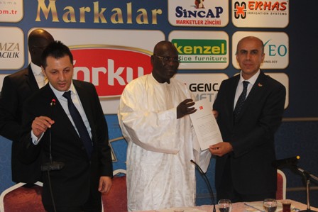 Senegal’in Ankara Büyükelçisi AKTİSAD üyeleriyle buluştu