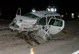 Trafik kazası: 2 ölü, 3 yaralı