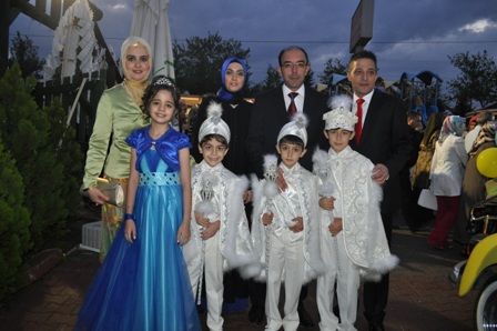 Büyükkaplan ailesi çifte mutluluk yaşadı