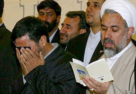 Ahmedinejad'ın Hac gözyaşları