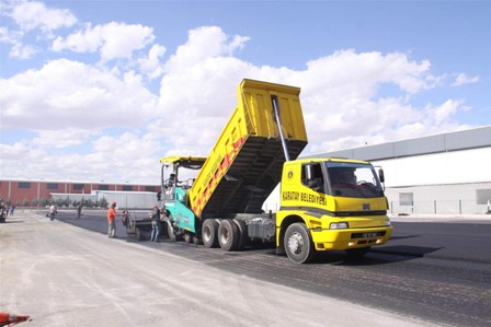 Karatay'da asfaltlama çalışmaları