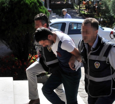 Akşehir’de uyuşturucu baskını