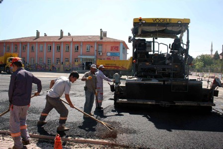 İzzetbey İlkokulu'nun Bahçesi Asfaltlandı