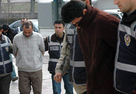 Polis hırsızlık şebekesini çökertti