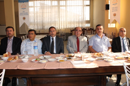 KİMSEV, kimsesiz çocuklara kucak açıyor