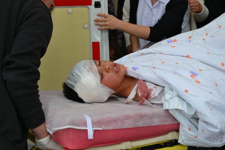 Kamyonet otomobille çarpıştı: 5 yaralı