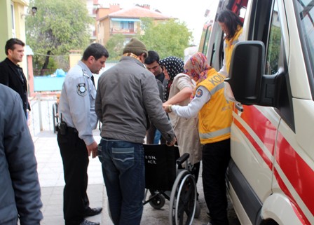 Anne ve oğlu sobadan sızan gazdan zehirlendi