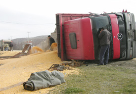 Akşehir'de trafik kazası: 2 yaralı