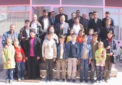 Işığa merhaba dediler