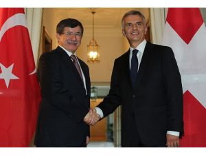 Türkiye Takdiri Hak Ediyor