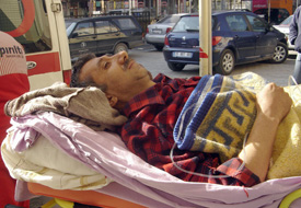 Domuz avında kardeşini vurdu