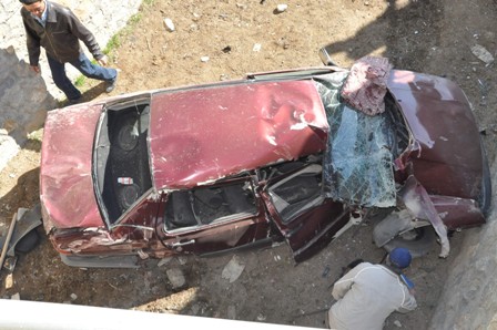 Konya'da otomobil alt geçide düştü: 1 ölü, 1 yaralı
