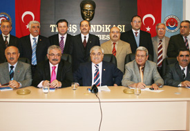 Solak: Mezarda emekliliğe hayır