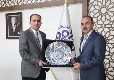 Konya Valisi Erol, Selçuklu Belediye Başkanı Altay'ı ziyaret etti