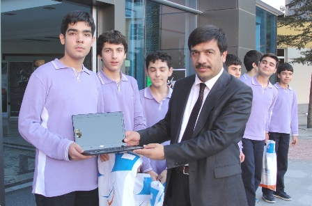 Büyükkoyuncu Lisesi’nde başarılı öğrenciler ödüllendirildi