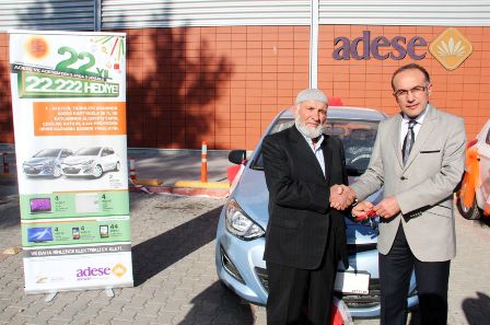 Adese’de eylül talihlileri otomobillerine kavuştu