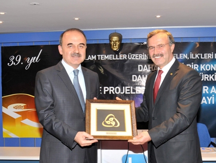Vali Erol, KSO Meclisinde Sanayicilerle buluştu
