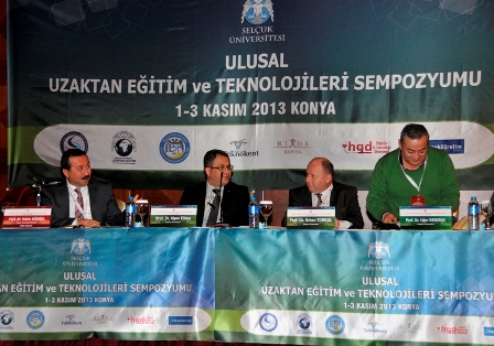 SÜ'de Uzaktan Eğitim Sempozyumu