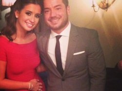 Buse Terim'e nişanlısından gösterişli hediye