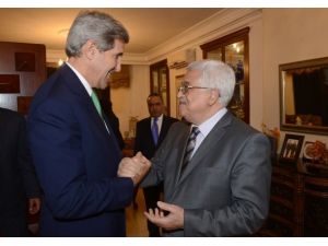 Kerry-Abbas Görüşmesinde Gerginlik