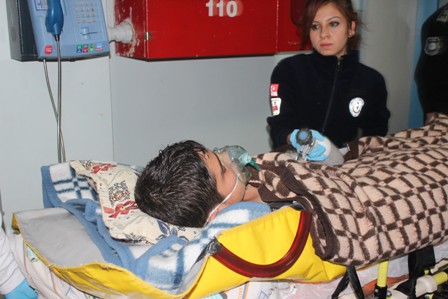 Lise öğrencisi şofben gazından zehirlendi