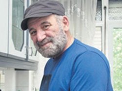 Gazeteci Savaş Ay hayatını kaybetti